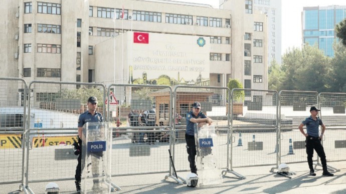 HDP 8 başlıktan oluşan kayyım raporunu açıklayacak